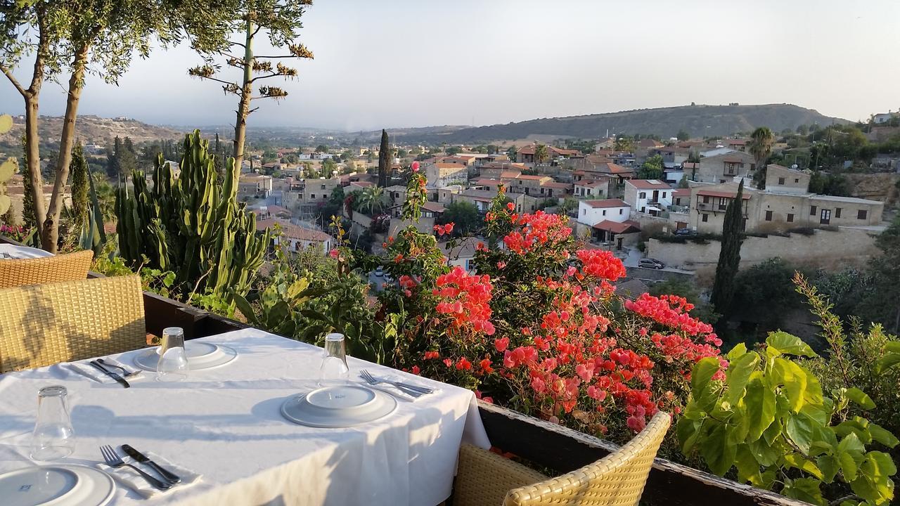 Adamos Hotel Apartments Тохні Екстер'єр фото
